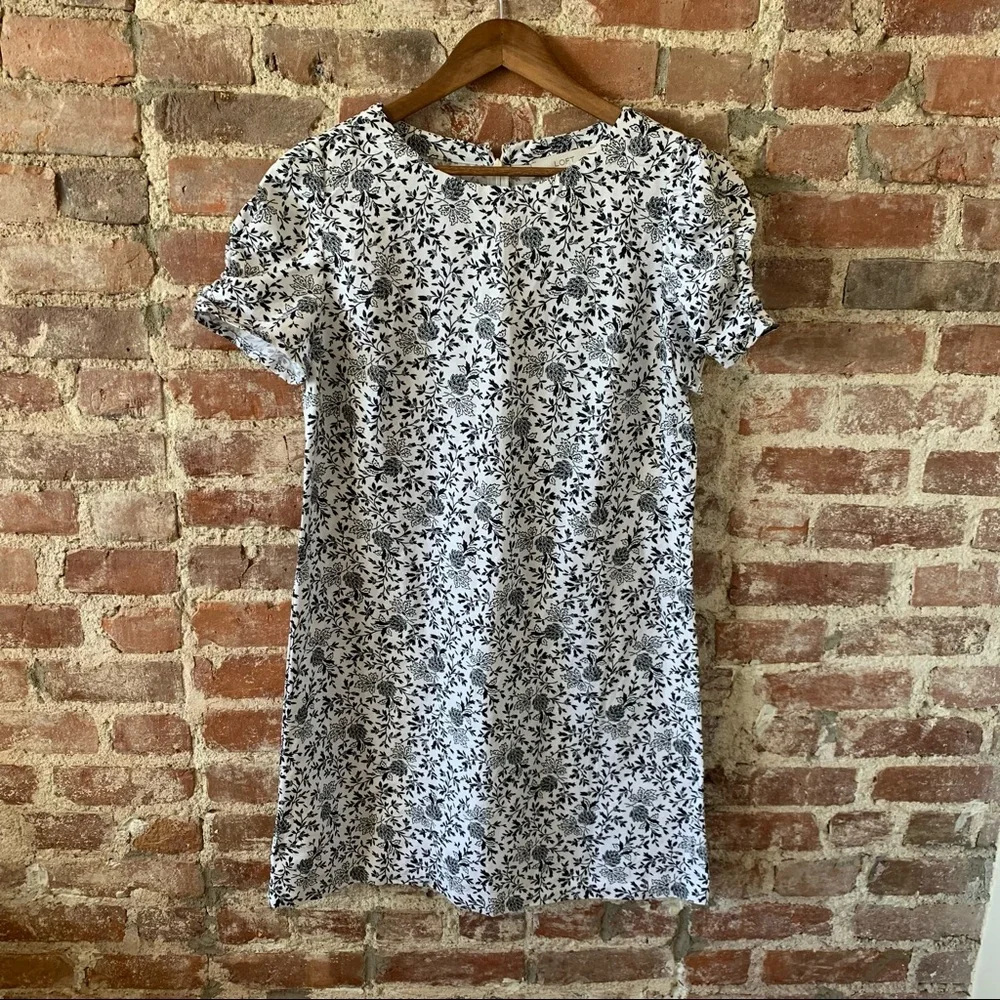 NWT LOFT Floral Ruched Short Sleeve Mini Shift Dress 14 - Picture 3 of 12